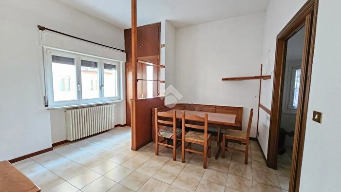 Appartamento bilocale in vendita in Via Bruno Jamoretti, Induno Olona