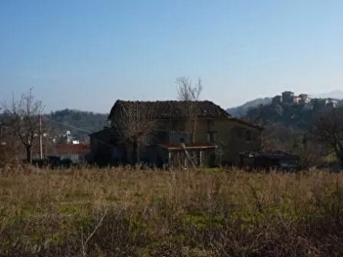 Casa con 15 locali in vendita in Case Sparse, Venarotta