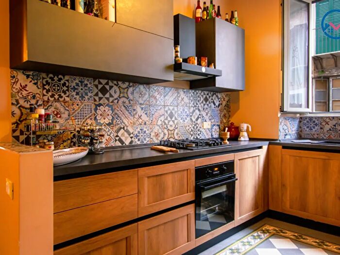 Appartamento quadrilocale in vendita in Calderai, Palermo