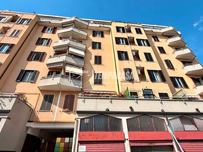 Appartamento bilocale in vendita in Via Andrea Doria, Cologno Monzese