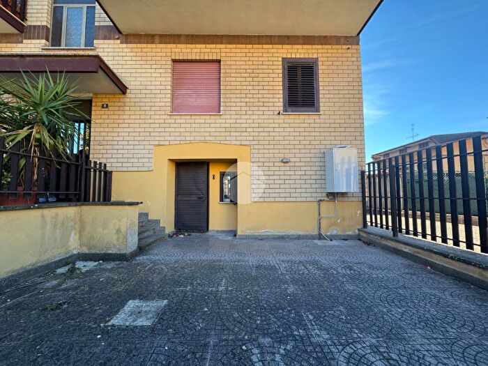 Appartamento trilocale in vendita in Via Antonio Fattinnanzi, Monterotondo