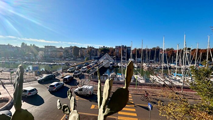 Appartamento con 5 locali in vendita in Via Destra del Porto, Rimini