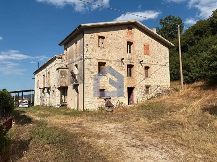 Casa con 6 locali in vendita in Contrada Colle Zingaro, Torricella Peligna