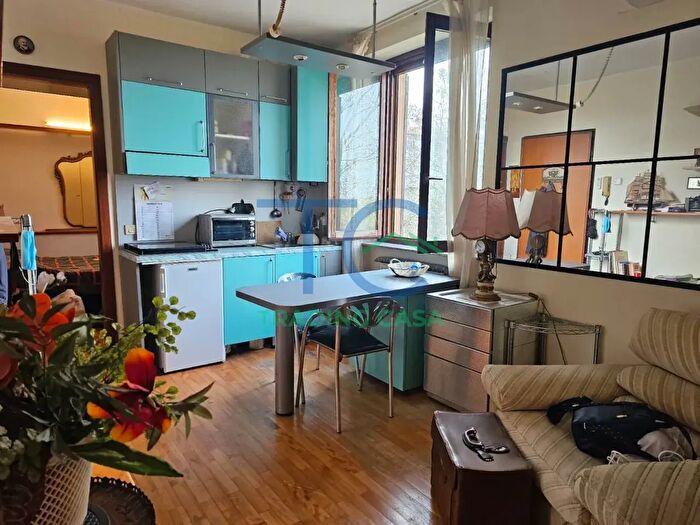 Appartamento bilocale in vendita in Via Carlo Agosti, Piacenza