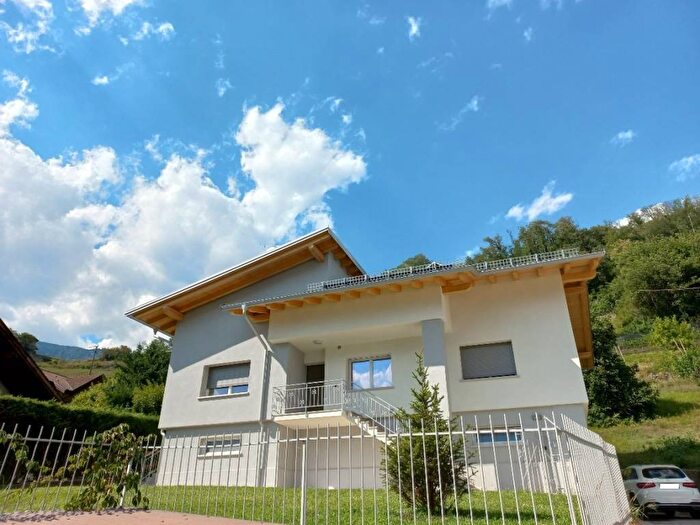Casa con 5 locali in affitto in Corso Ausugum, Borgo, Borgo Valsugana