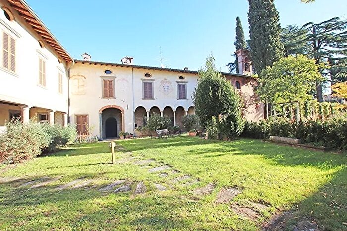 Casa con 10 locali in vendita in Via Aminella, Trescore Balneario