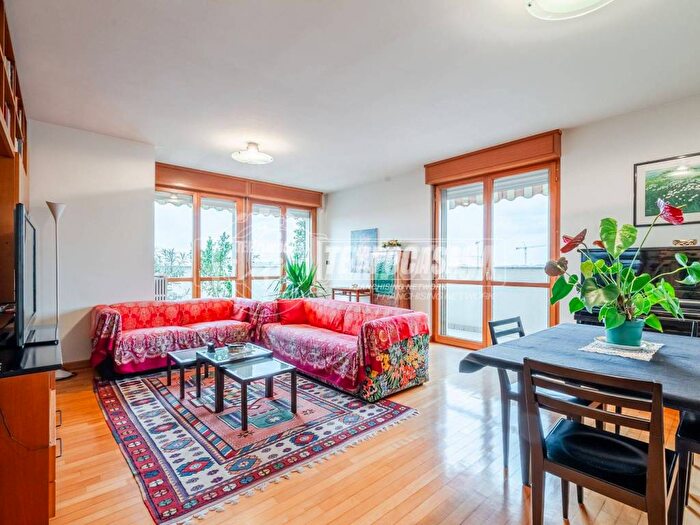 Appartamento quadrilocale in affitto in Rubattino, Milano