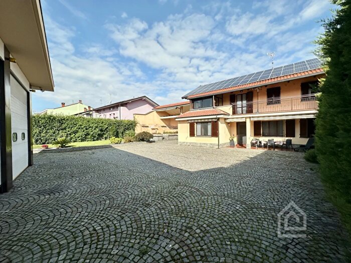 Casa con 5 locali in vendita in Corso Regina Margherita, Volpiano