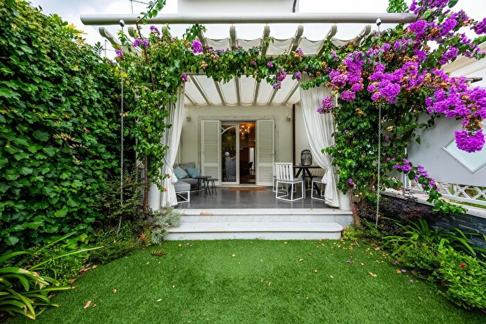 Casa quadrilocale in vendita in Forte Dei Marmi