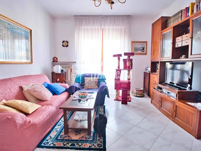 Appartamento trilocale in vendita in Novara