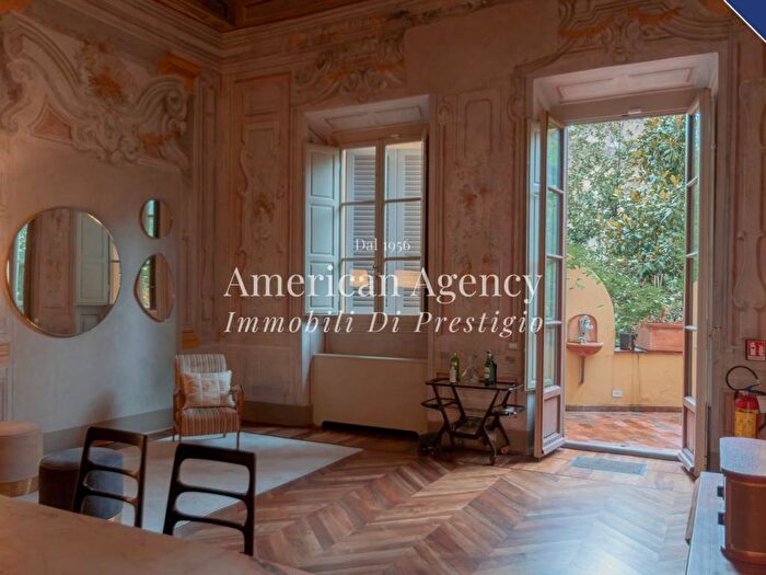 Appartamento quadrilocale in affitto in Piazza di Santa Croce, Santa Croce, Firenze