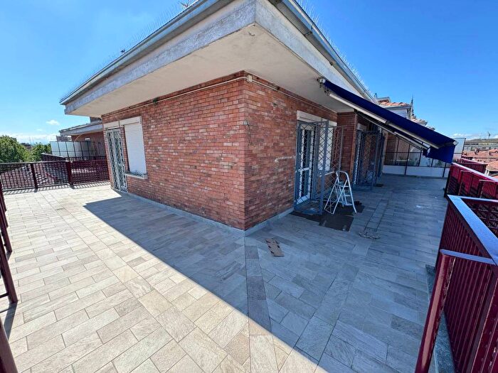 Casa quadrilocale in affitto in Via Venezia, Ospedale, Alessandria