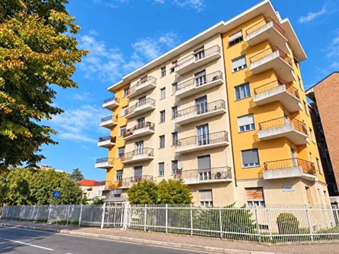 Appartamento con 5 locali in vendita in Corso Indipendenza, Casale Monferrato