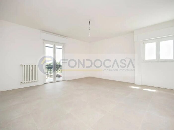 Appartamento trilocale in vendita in Viale Don Luigi Orione, Milano
