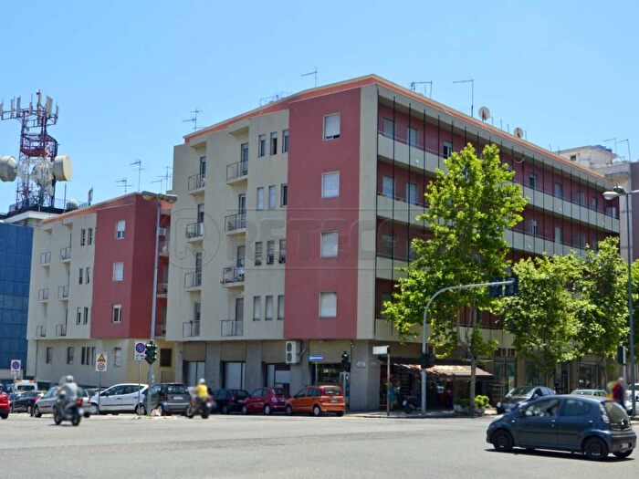 Appartamento quadrilocale in affitto in Via Giuseppe Garibaldi, Garibaldi, Messina