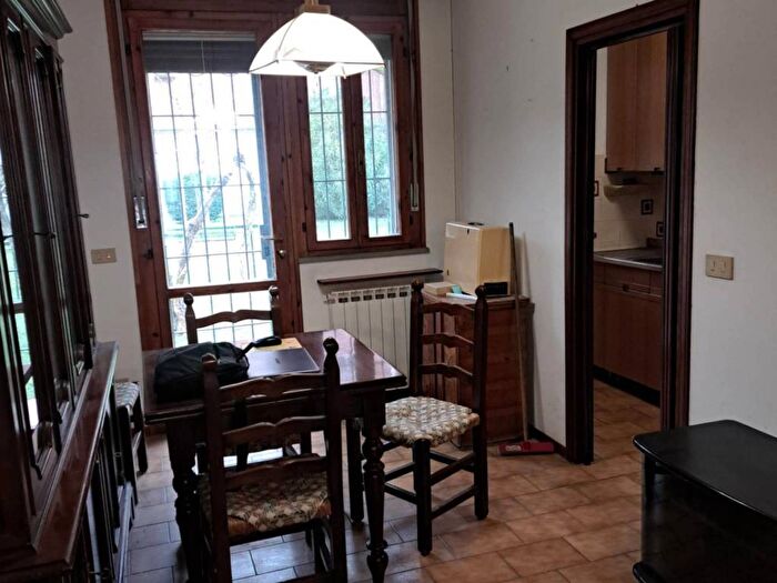 Casa quadrilocale in vendita in Via del Pino, Ponte Nuovo Madonna dell'Albero, Ravenna