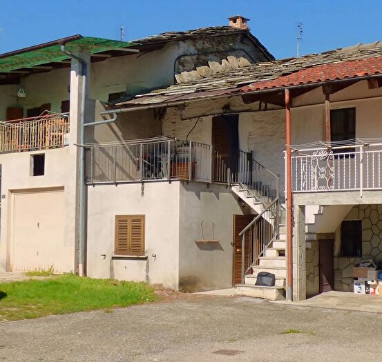 Casa bilocale in vendita in Via I° Maggio, Luserna San Giovanni