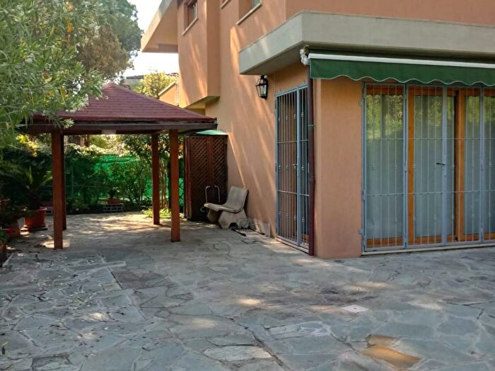 Appartamento quadrilocale in affitto in Zona Nuova Pratoranieri, Follonica