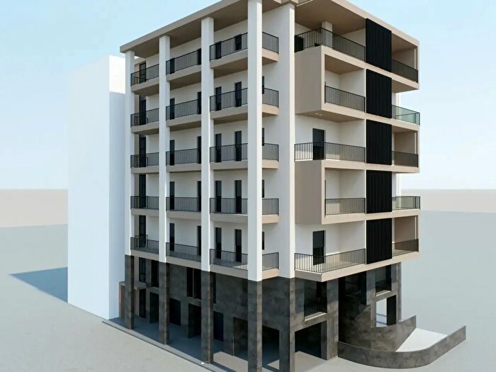 Appartamento quadrilocale in vendita in Via Aprile, Battipaglia