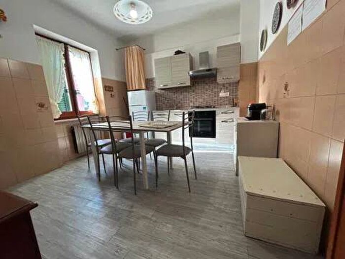 Appartamento trilocale in affitto in Piano Di Follo, Follo