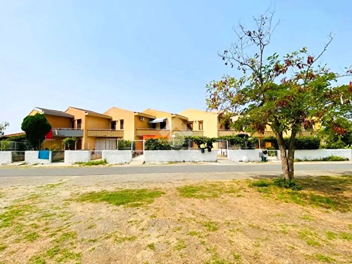 Appartamento trilocale in vendita in Località Stilla, San Lucido
