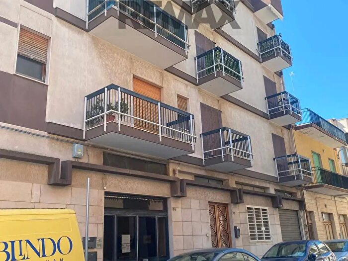 Appartamento trilocale in vendita in Via Gelsi, Triggiano