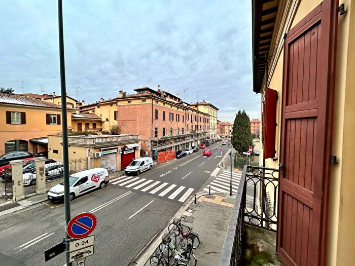 Appartamento quadrilocale in affitto in Via Santissima Annunziata, Colli Castiglione, Bologna