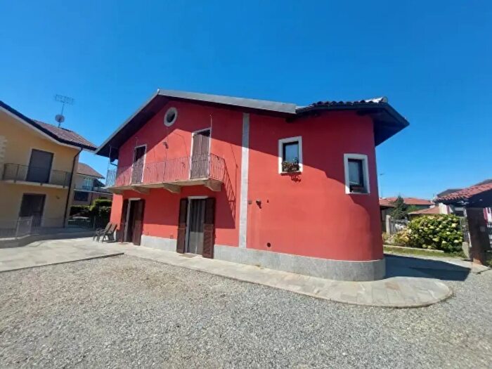 Casa con 6 locali in vendita in Via Clemente Panero, Saluzzo