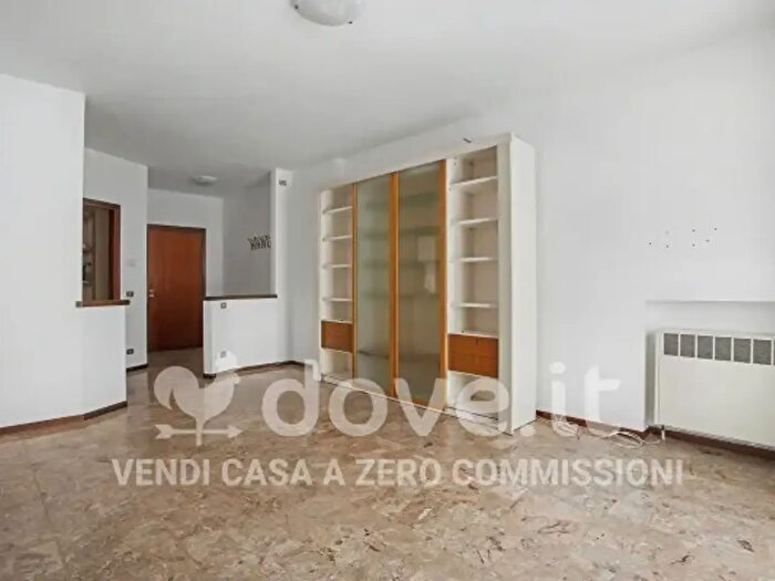 Appartamento trilocale in vendita in Via Cervinia a, Luino