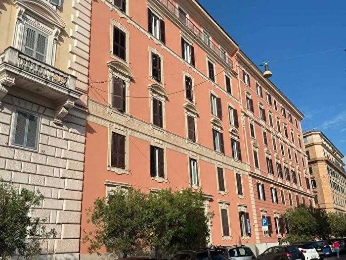 Appartamento bilocale in vendita in Via Ruggero Bonghi, Roma