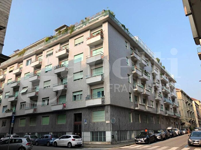 Casa trilocale in affitto in Via Giuria, San Salvario Dante, Torino