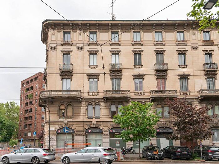 Appartamento bilocale in affitto in Via Giovan Battista Pergolesi, Buenos Aires, Milano