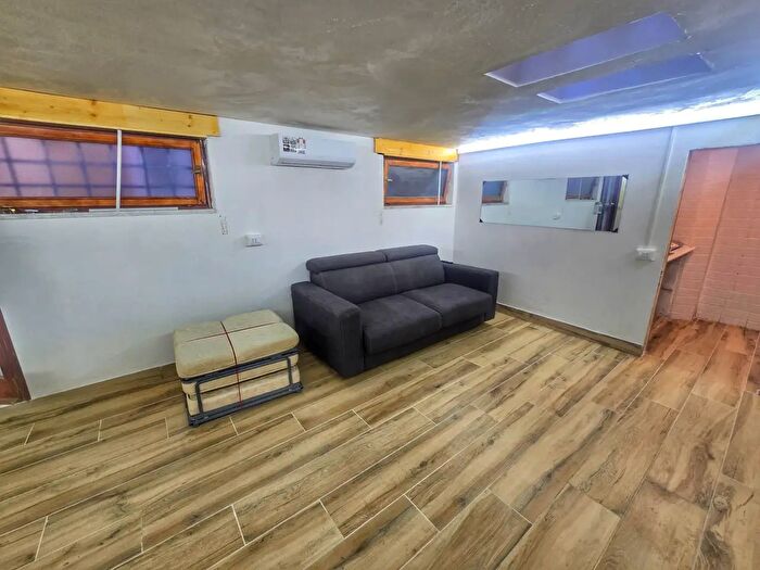 Appartamento monolocale in vendita in Via Sciacca, Pomezia