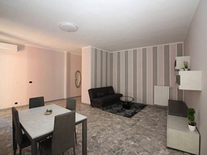 Appartamento bilocale in affitto in Corso Libertà, Centro, Vercelli