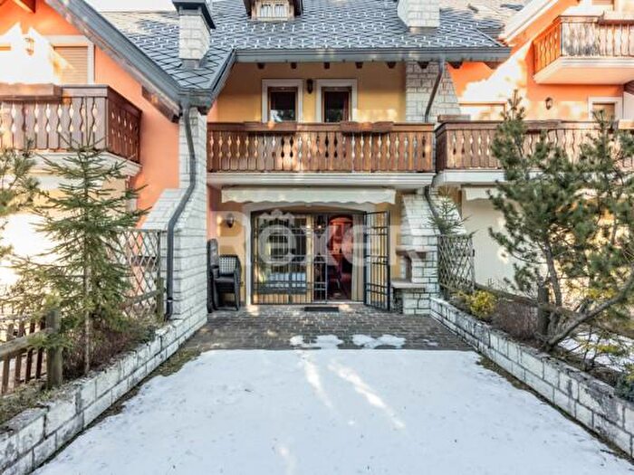 Casa quadrilocale in vendita in Via Rendola, Asiago