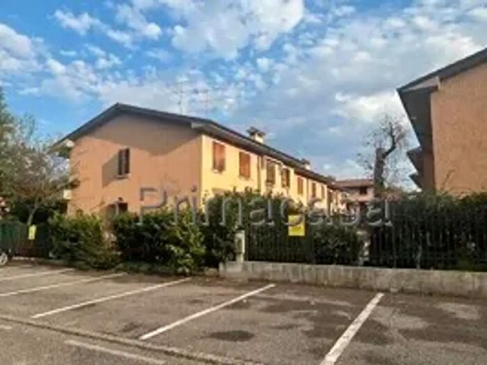 Casa con 5 locali in vendita in Via Don Bulgarini, Nuvolera