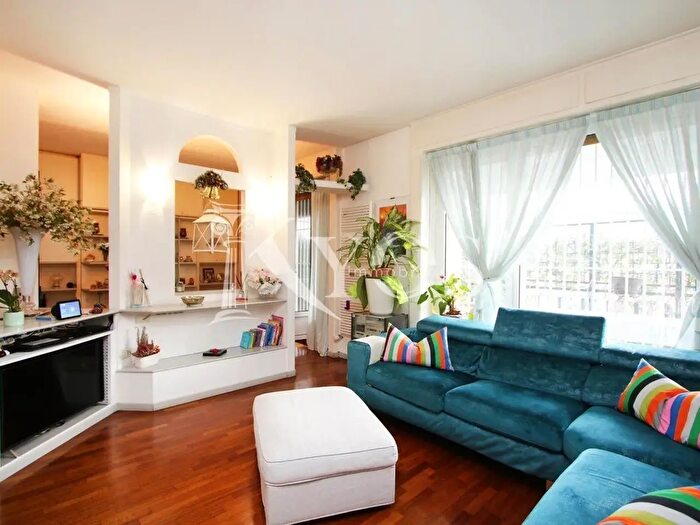 Appartamento quadrilocale in vendita in Via Almerico da Schio, Milano