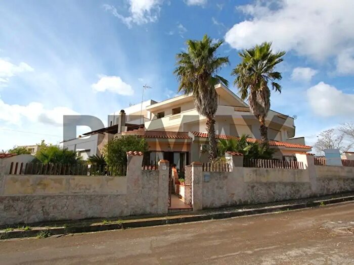 Casa trilocale in vendita in PresicceAcquarica