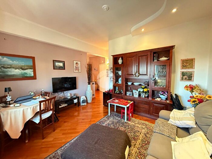 Appartamento quadrilocale in vendita in Via Mario Tosa, Genova