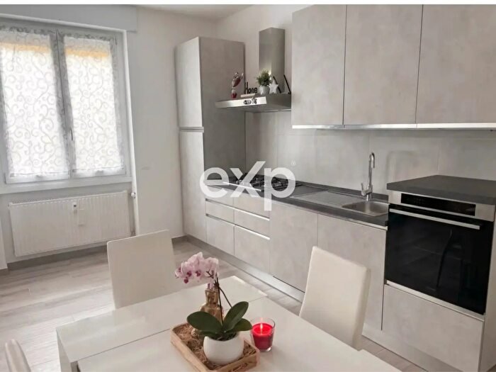 Appartamento trilocale in vendita in Via Fratelli Cervi, Calolziocorte