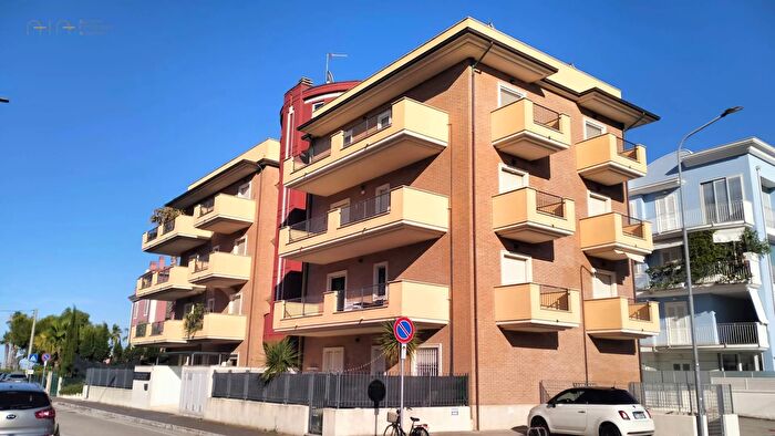 Appartamento bilocale in vendita in Via Bambini di Beslan, Grottammare