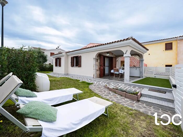 Appartamento trilocale in vendita in Budoni