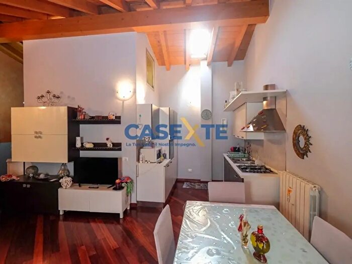 Appartamento trilocale in vendita in Osio Sopra