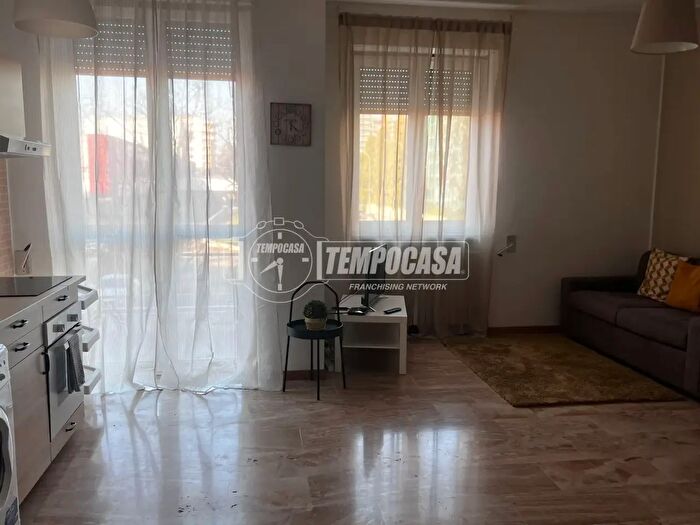 Appartamento bilocale in vendita in Via Sporting Mirasole, Opera