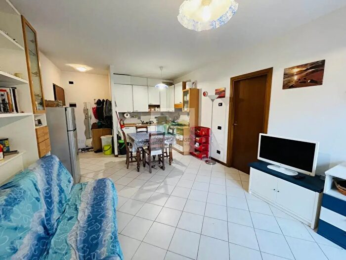 Appartamento quadrilocale in vendita in Via Stampa, Noventa Padovana