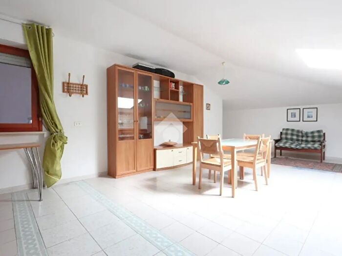 Appartamento trilocale in vendita in Via Roma, Martinsicuro