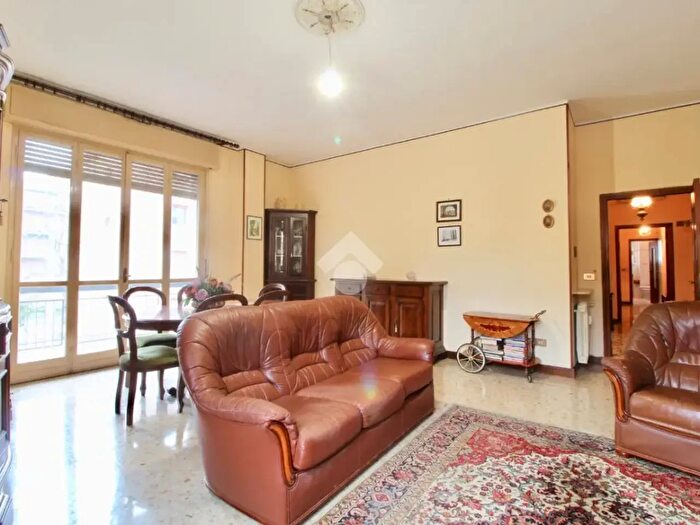 Appartamento quadrilocale in vendita in Via Marco Emilio Lepido, Reggio Emilia