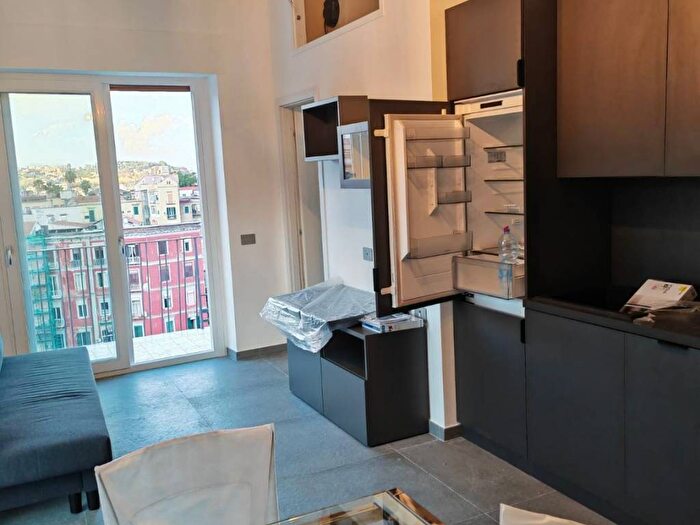 Casa bilocale in affitto in Corso Vittorio Emanuele, Monte Santo, Napoli