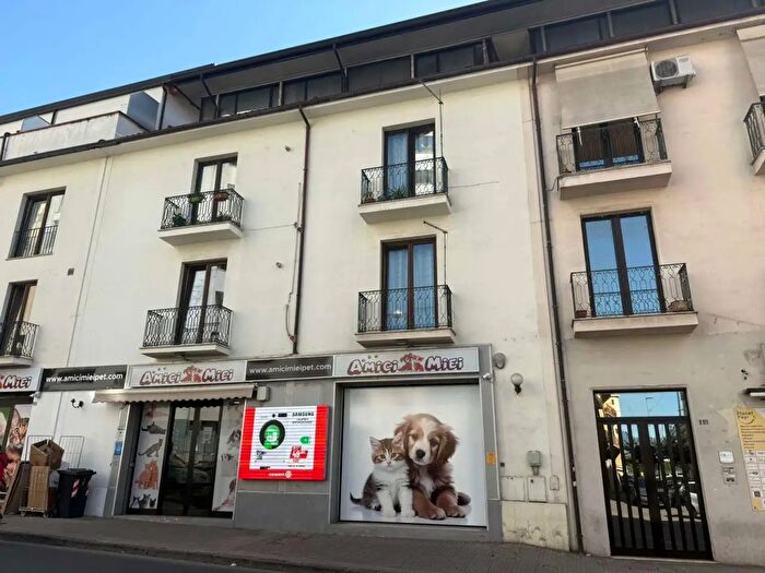 Appartamento trilocale in affitto in Via Gregorio Caloprese, Cosenza