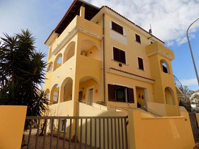 Appartamento bilocale in vendita in Via Firenze, Siniscola